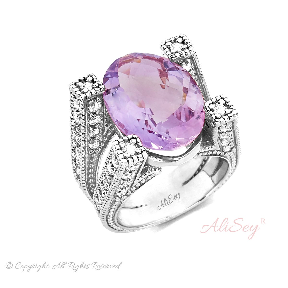 Ovaler Amethyst Ring Von Alisey. Artikel #asr01Rh Ovaler Amethyst Ring Von Alisey. Artikel #asr01Rh von AliSeyDesigns
