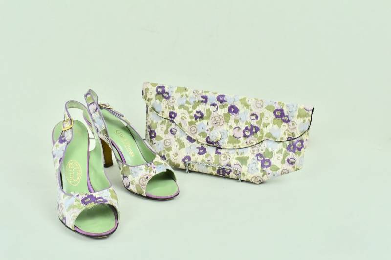 1950Er Jahre Passende Leder Floral Printed Sandalen & Clutch Geldbörse I.miller Schuhe Größe 6 1/2 Bis 7 Schmal von AliceBlueGownVintage