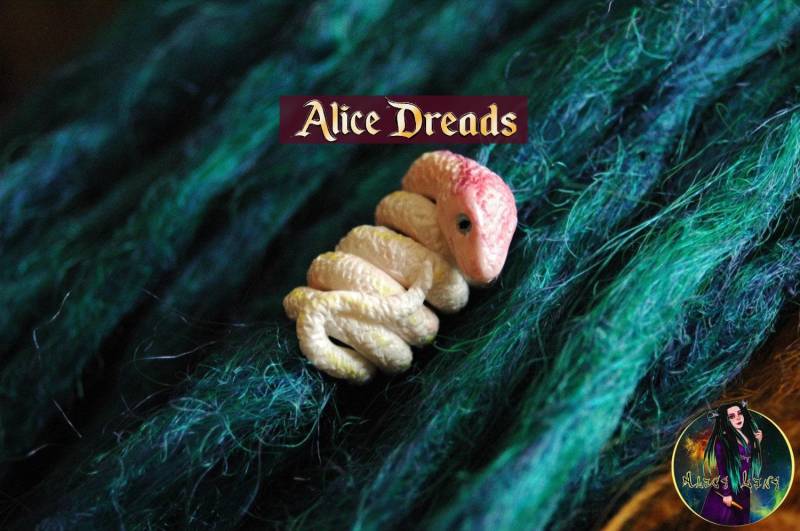 Handgemachter Schmuck Haarperlen Für Dreadlocks Schlangen Von Alice Dreads Handgemachter Schmuck Haarperlen Für Dreadlocks Schlangen Von Alice Dreads von AliceDreads