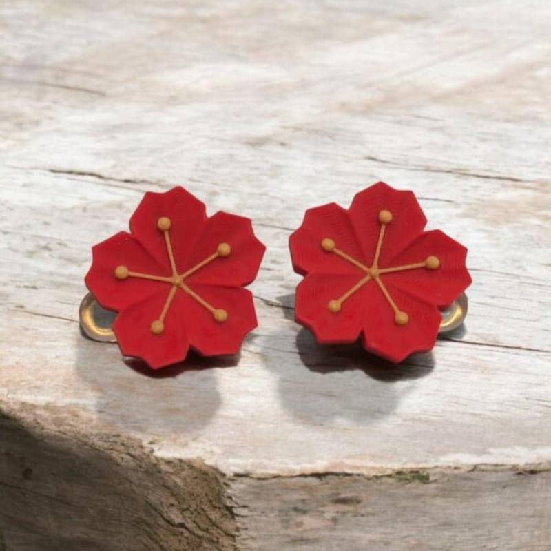 Ohrclipper Blume Hu Tao Ohrclipper Blume Hu Tao von AliceMillerDesign