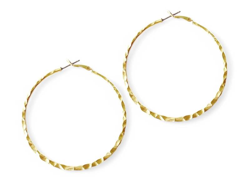 Creolen Gehämmert Flach | Große Goldene Creolen, Leicht, Mattgold Hippie Reifen Ohrringe Gold Schmuck Geschenk Für Ehefrau, Gift-Ready von AliciasDiaryBerlin