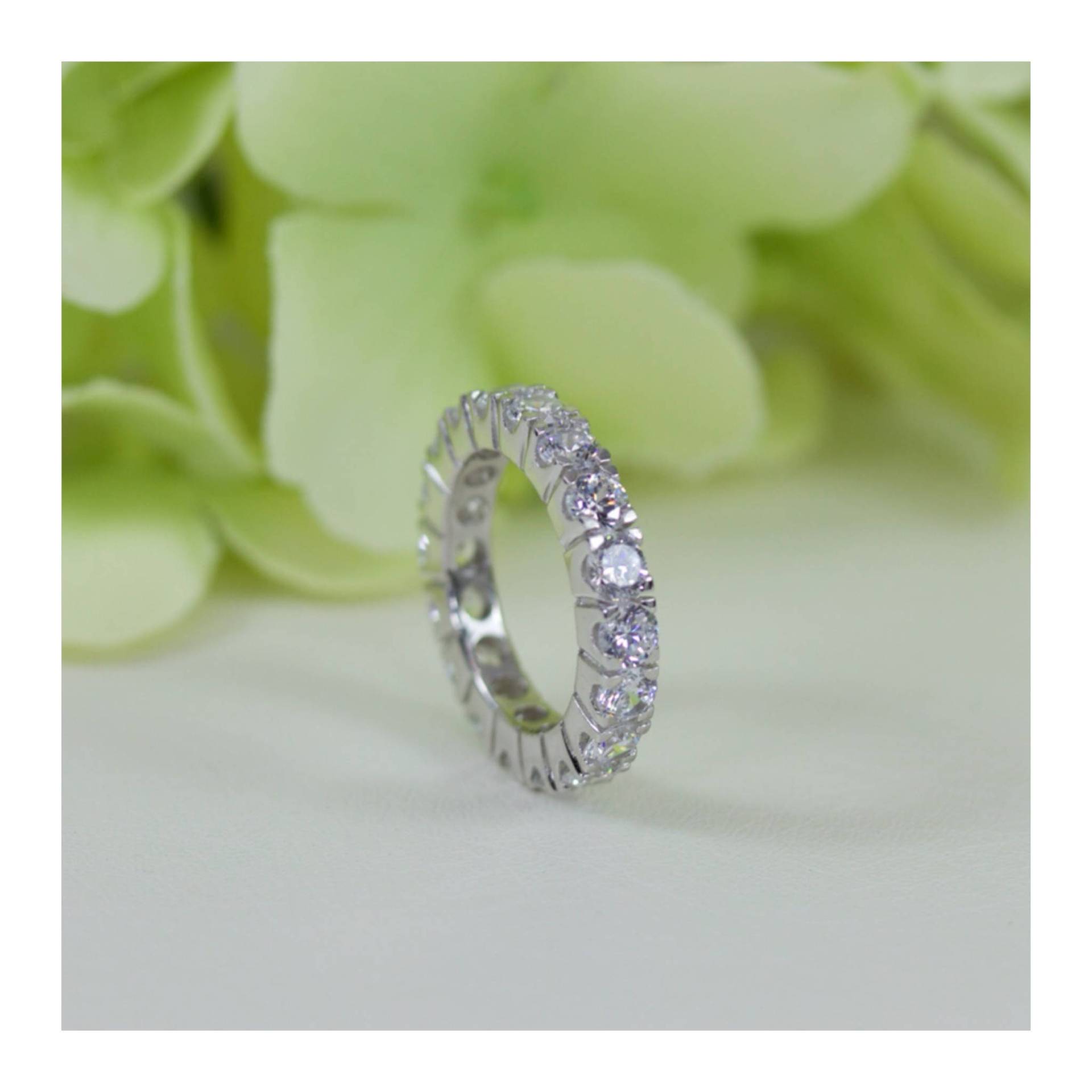 2.50 Ct Feine Qualität Zirkonia Ewigkeit Ring Aus Sterling Silber, Jubiläum Band, Verlobung Reisering Band | 046-01 von AlidaJewelry