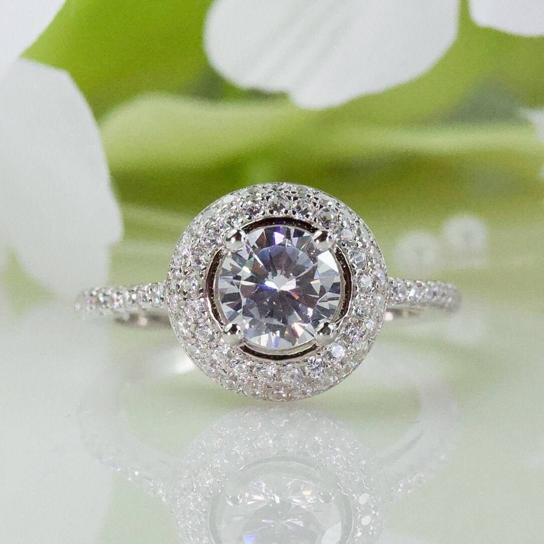 Micropavé Halo Dome Runder Qualität Zirkonia Ring Aus Sterlingsilber, Vorschlagring, Jubiläumsring, Versprechensring, Reisering | 033 von AlidaJewelry