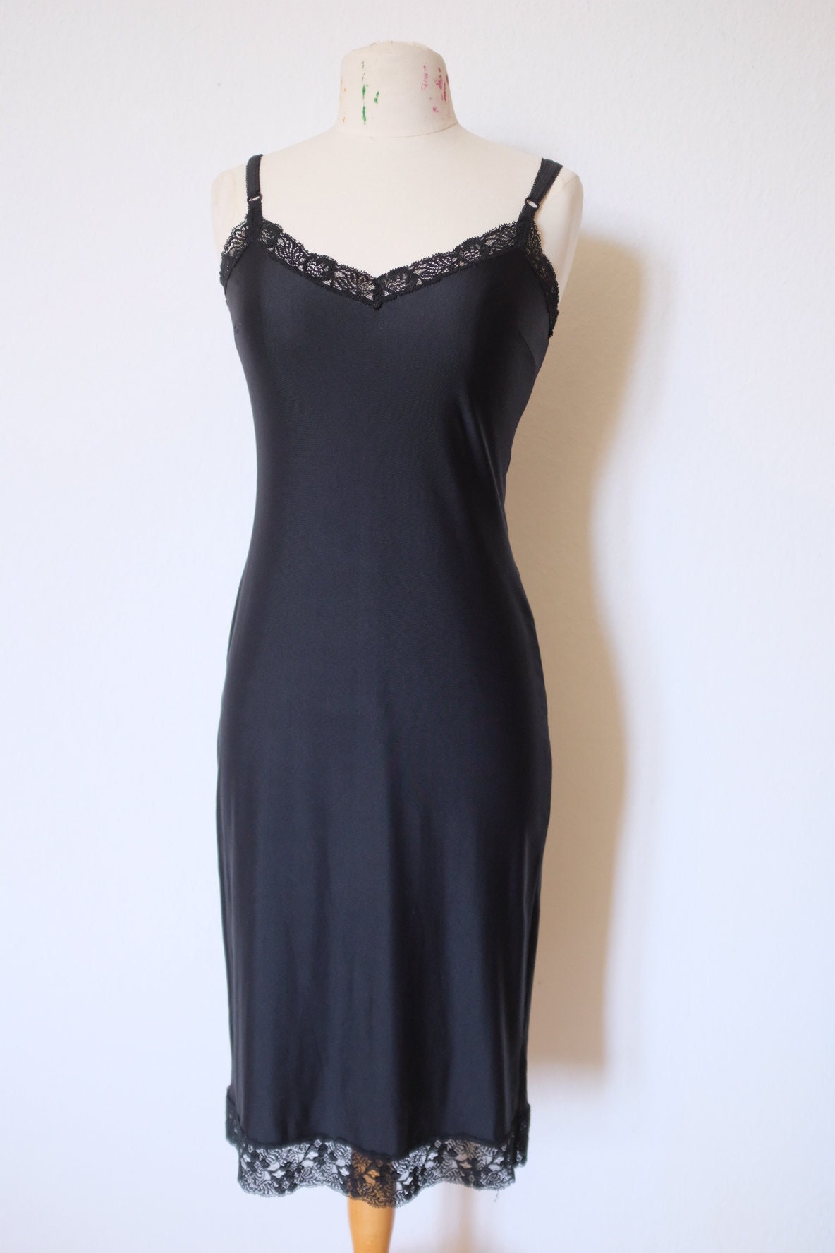Vintage 90Er Jahre D&g Schlupfkleid, Unterkleid. Damen Größe It40 Vintage 90Er Jahre D&g Schlupfkleid, Unterkleid. Damen Größe It40 von AlienArmpit