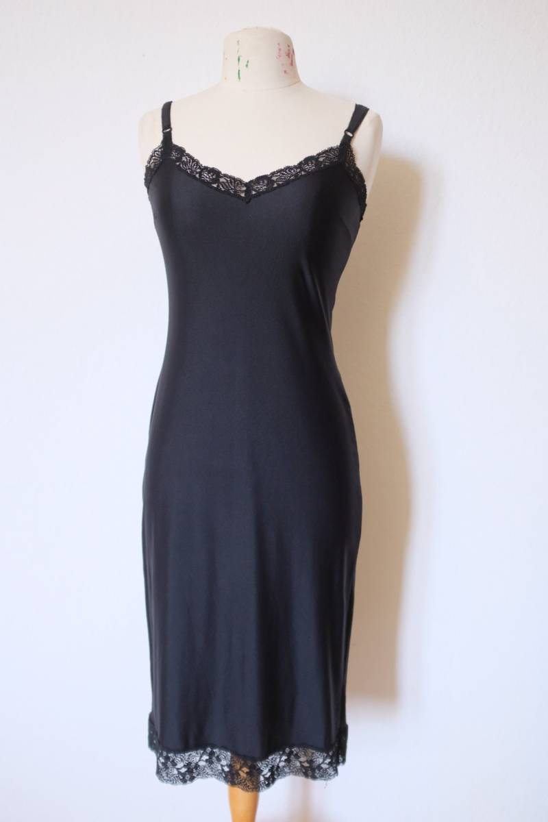 Vintage 90Er Jahre D&g Schlupfkleid, Unterkleid. Damen Größe It40 Vintage 90Er Jahre D&g Schlupfkleid, Unterkleid. Damen Größe It40 von AlienArmpit
