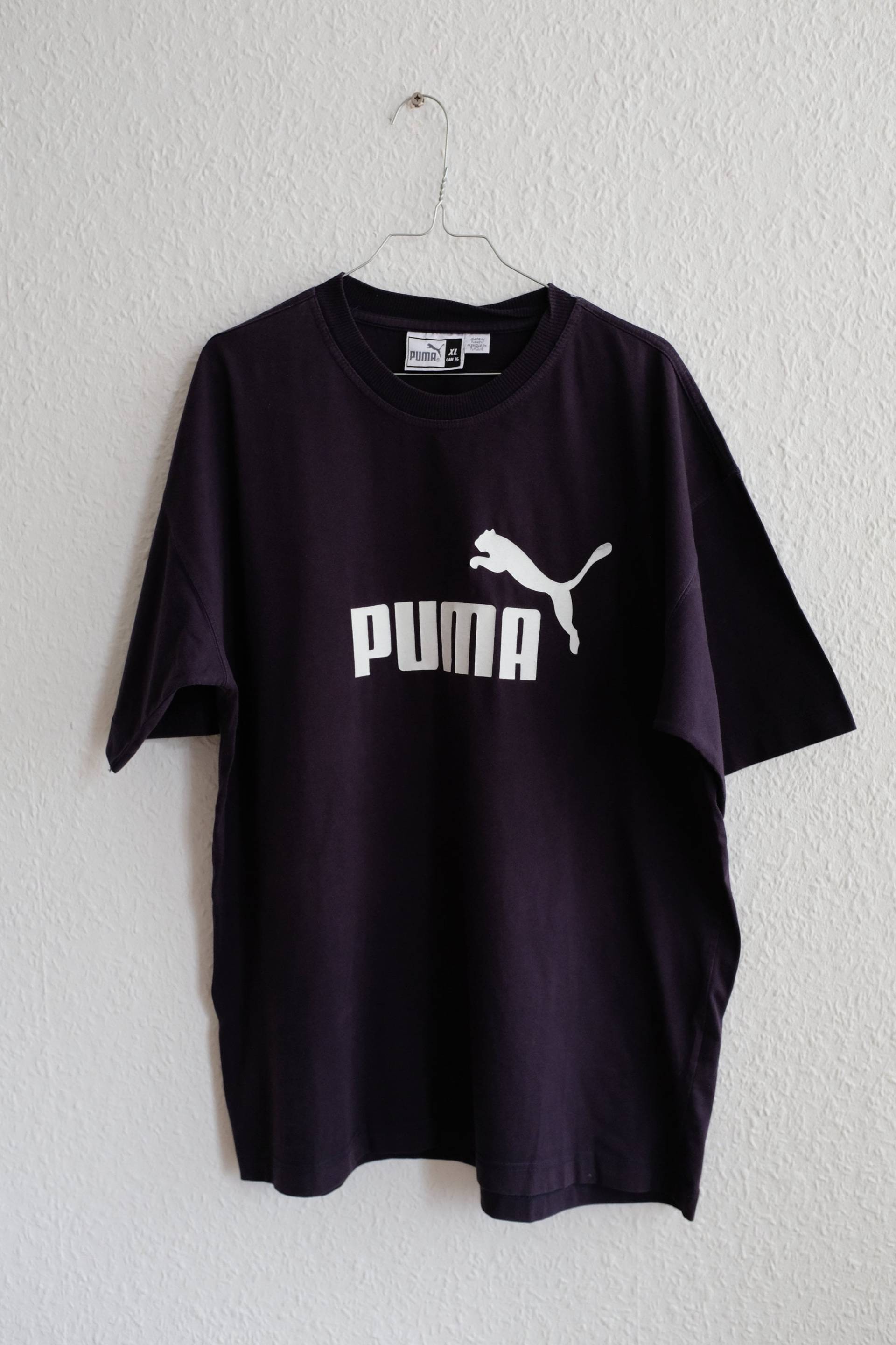 Vintage 90Er Jahre "Puma" T-Shirt. Herren Größe Xl Vintage 90Er Jahre "Puma" T-Shirt. Herren Größe Xl von AlienArmpit