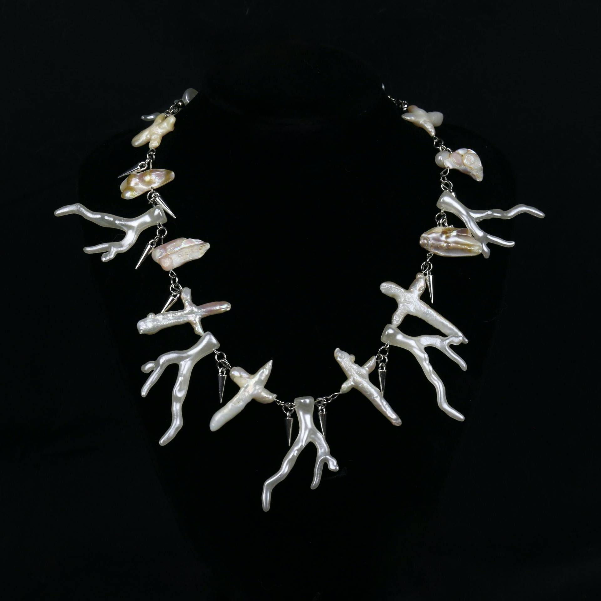 Donna Necklace von Alienmoe