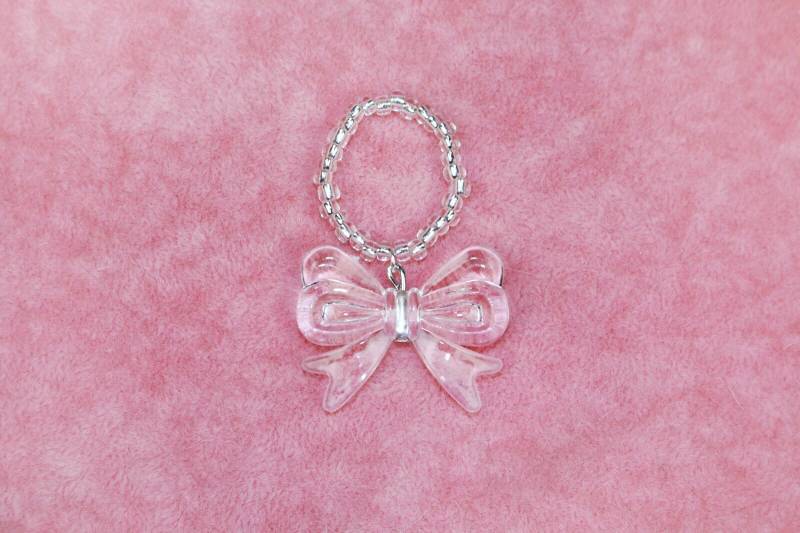 Elastic Beaded Bow Ring von Alienmoe