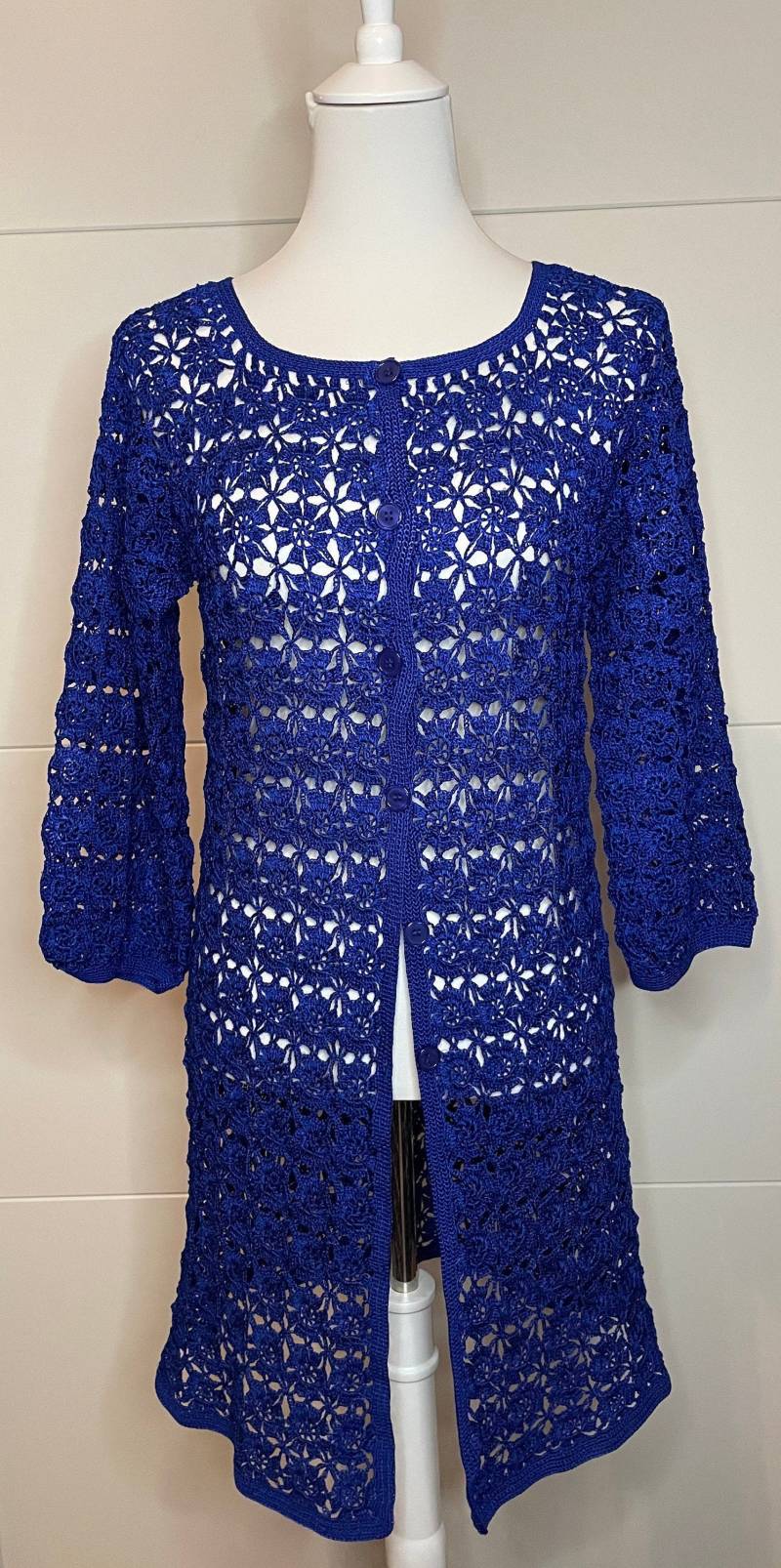 Gehäkelter Cardigan in Blau Mit Glitzereffekt, Sehr Weich Und Angenehm, Handgemacht, Winterlich, Weihnachtlich von AlievHandmadePieces