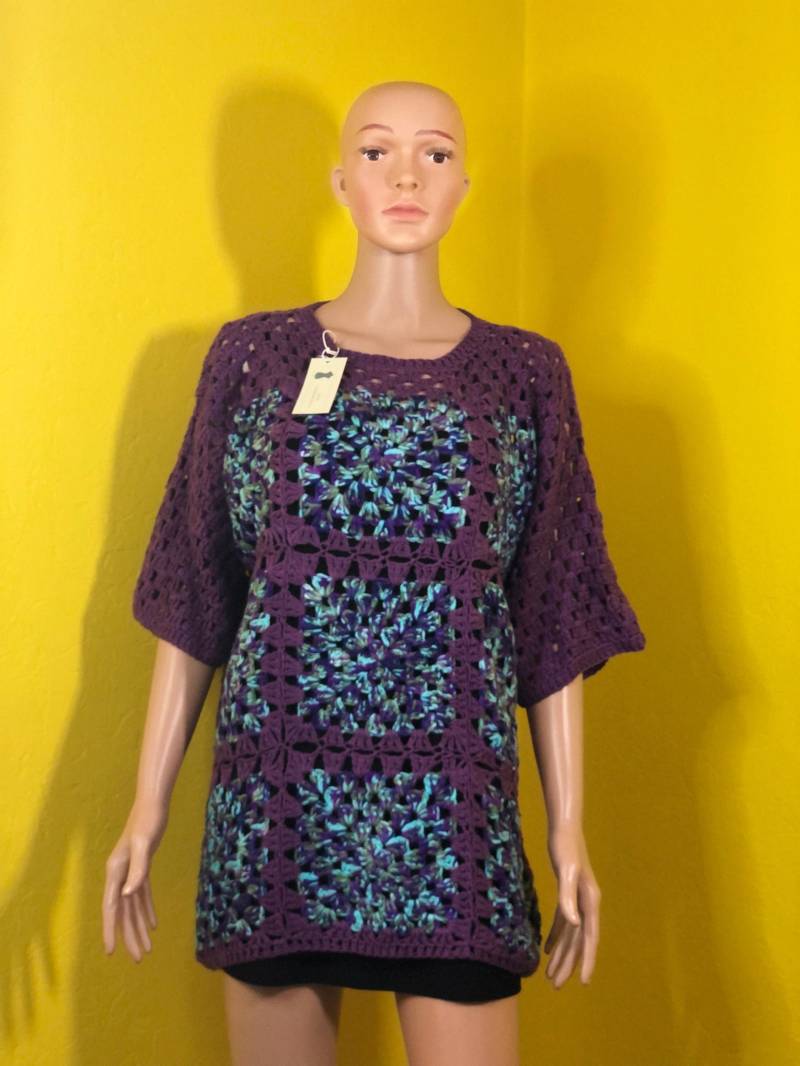 Gehäkelter Long Pullover Mit Buntem Kästchenmuster von AlievHandmadePieces