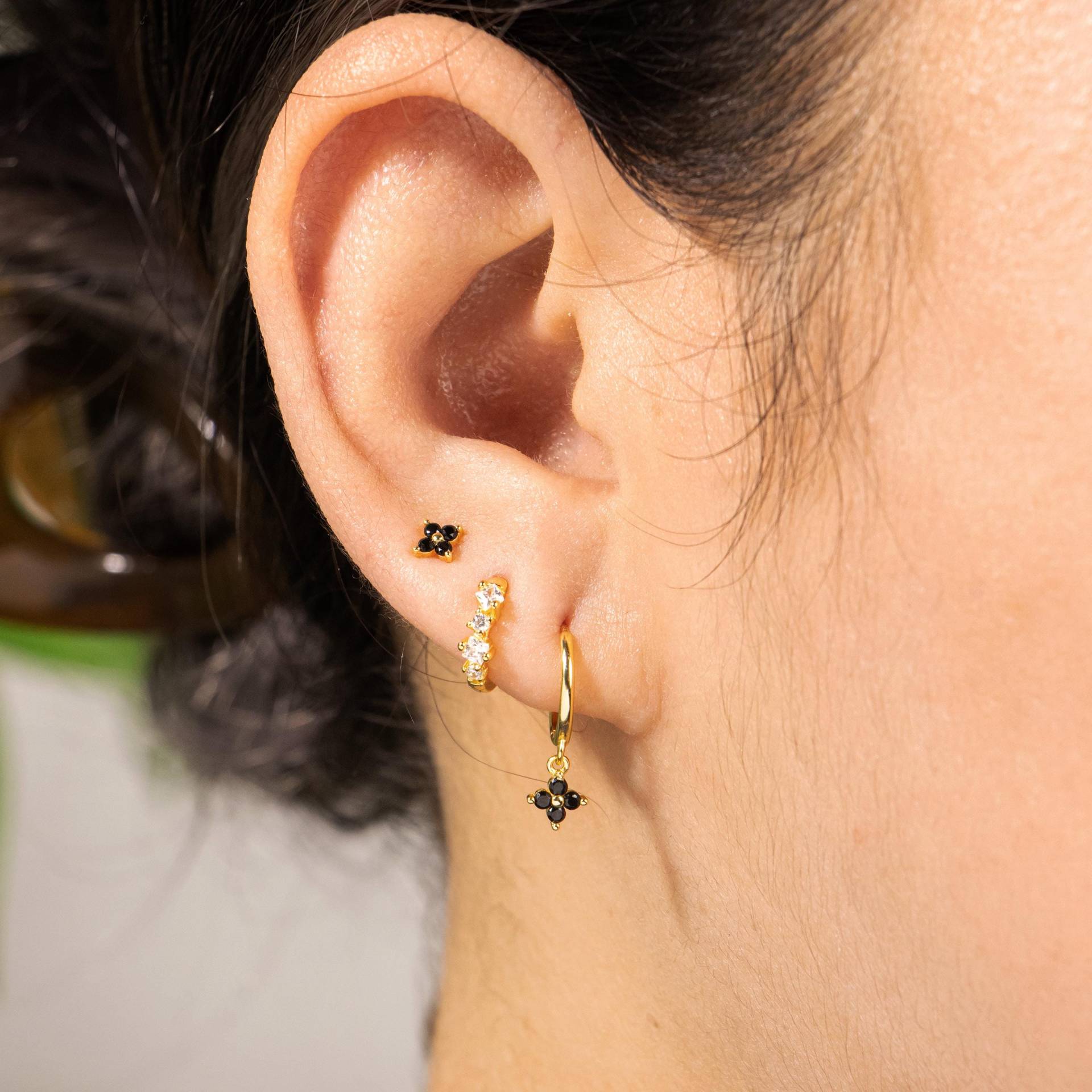 Black Flower Cz Earring Set By Alina, Black Onyx Drop Dangle Hoop Earrings, Flower Stud Earrings, Small Earrings, Stacking Earrings von AlinaChicJewelry