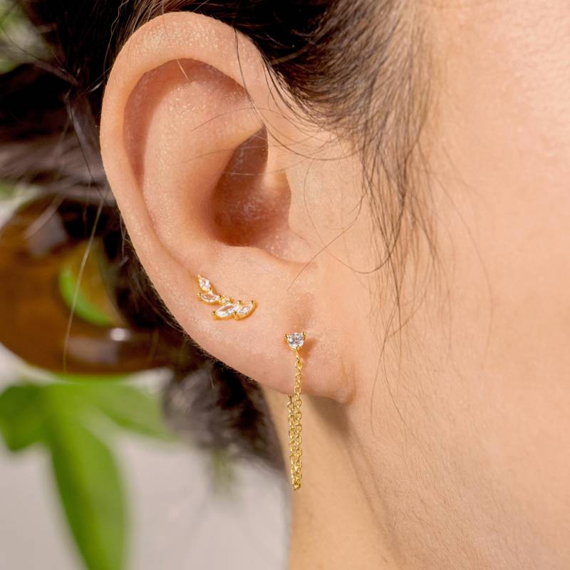 Tiny Round Cz Chain Earrings, Curved Bar Stud Earrings, Cz Dangle Earrings, Climber Cz Earring By Alina, Stacking Earrings, Gift For Her von AlinaChicJewelry