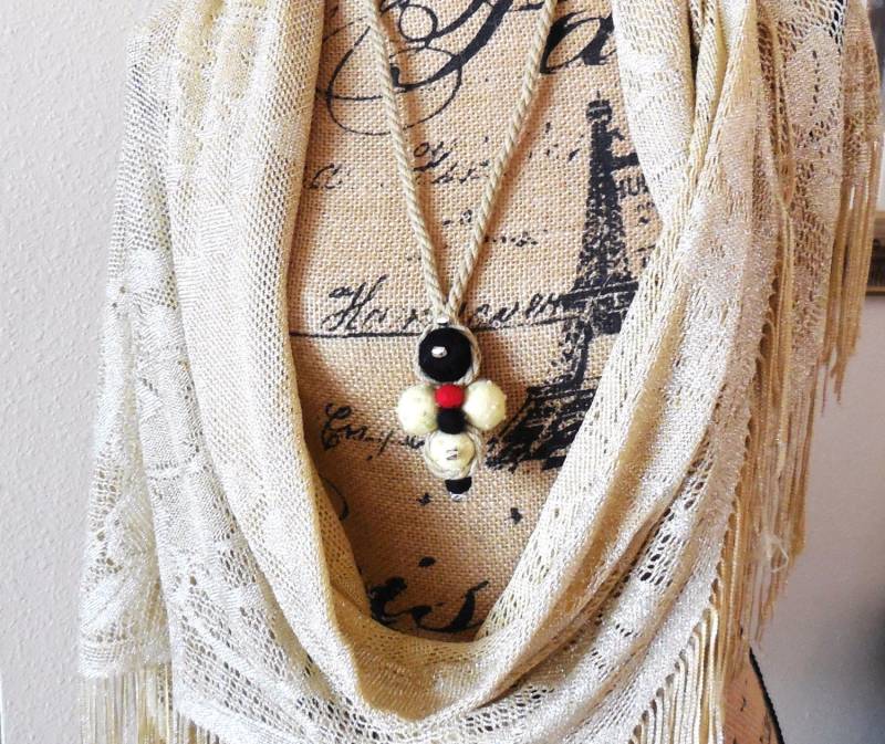 Halskette... Hand Gefilzte Perlen Tragbare Faser Art Einzigartige Original Design-Halskette... Handgemachte Halskette von AlinasArt