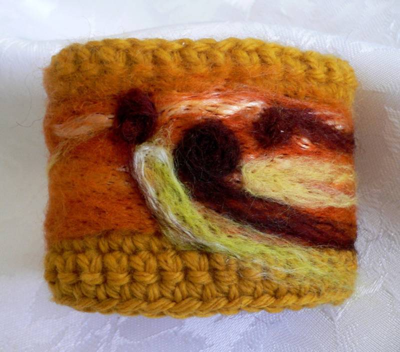 Toskana...armband...gehäkelt...hand Felted Design von AlinasArt