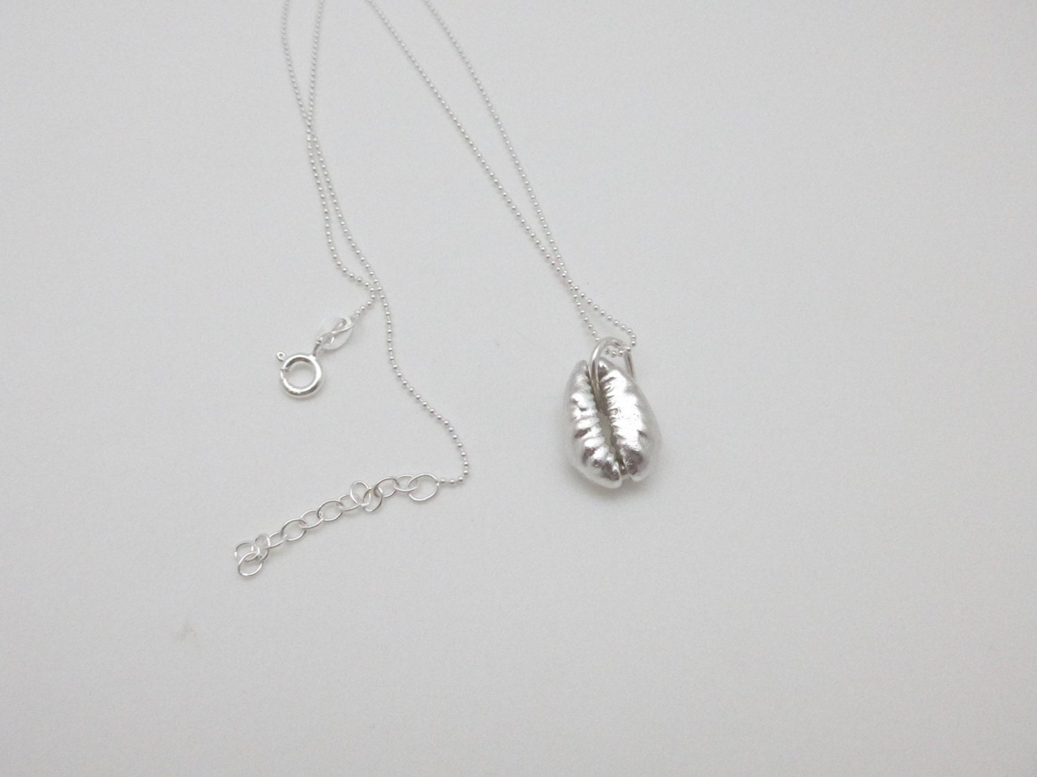 Anhänger Cauri Dentelé Anhänger Cauri Dentelé von AlineKBijoux