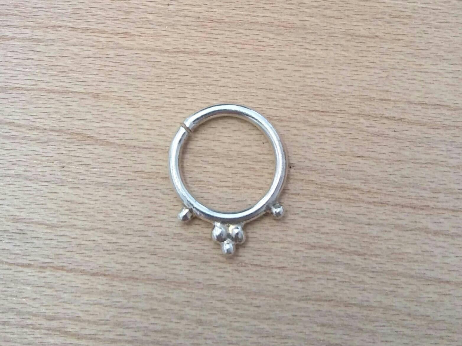 Hindi-Septum, 1 cm 1, 6 Mm Hindi-Septum, 1 cm 1, 6 Mm von AlipupShop