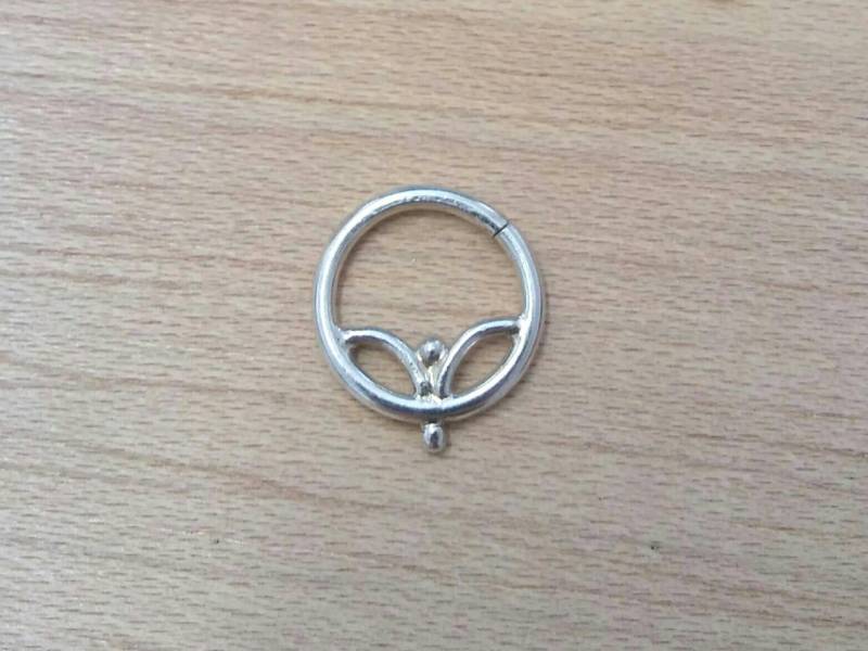 Lotus-Septum, 1 cm 1, 6 Mm Lotus-Septum, 1 cm 1, 6 Mm von AlipupShop