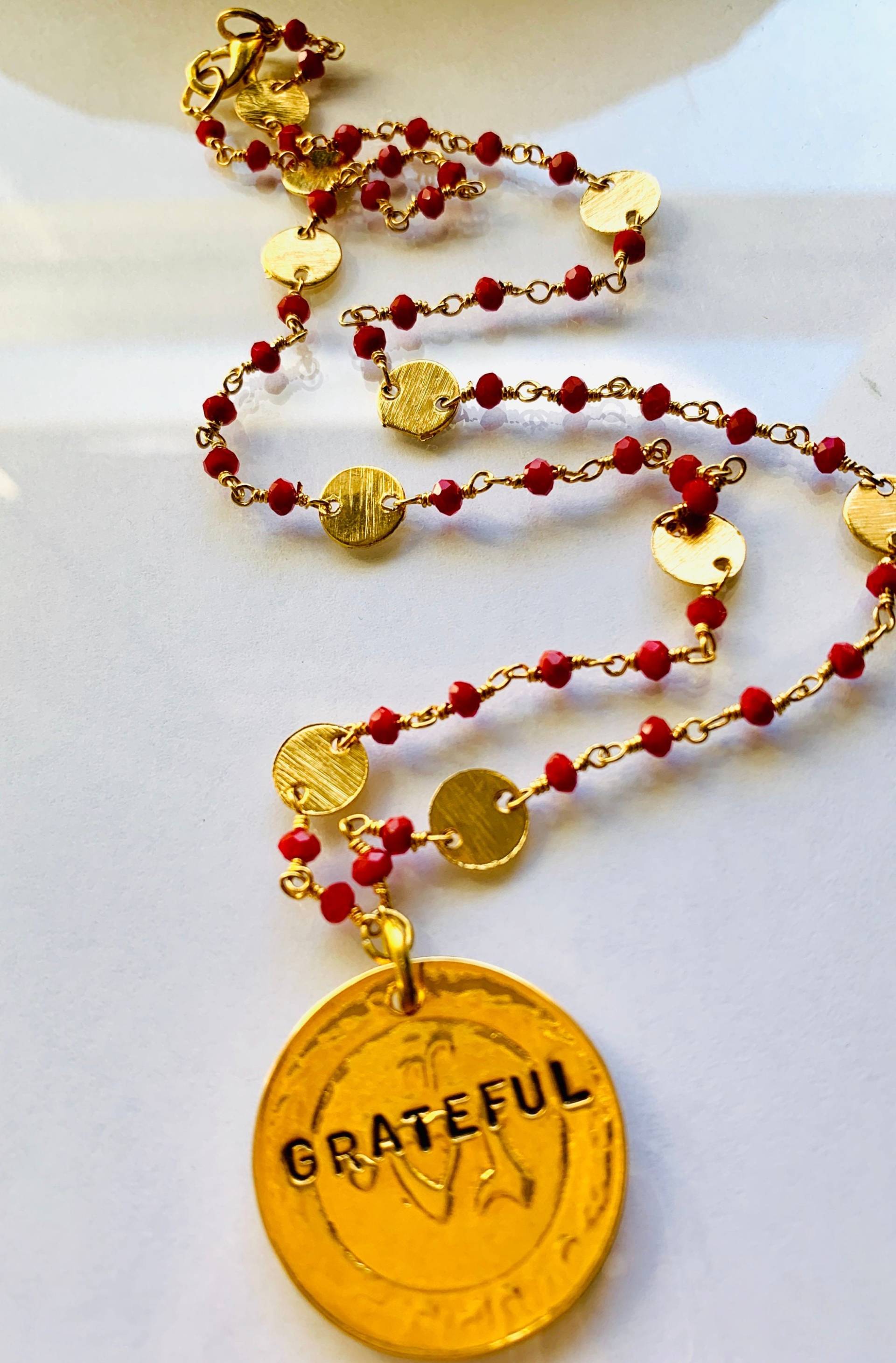 Charms Mit Inspirierenden Zitaten Sprüche, Zitat Halskette Für Frauen Charms Mit Inspirierenden Zitaten Sprüche, Zitat Halskette Für Frauen von AlisaMichelleDesigns