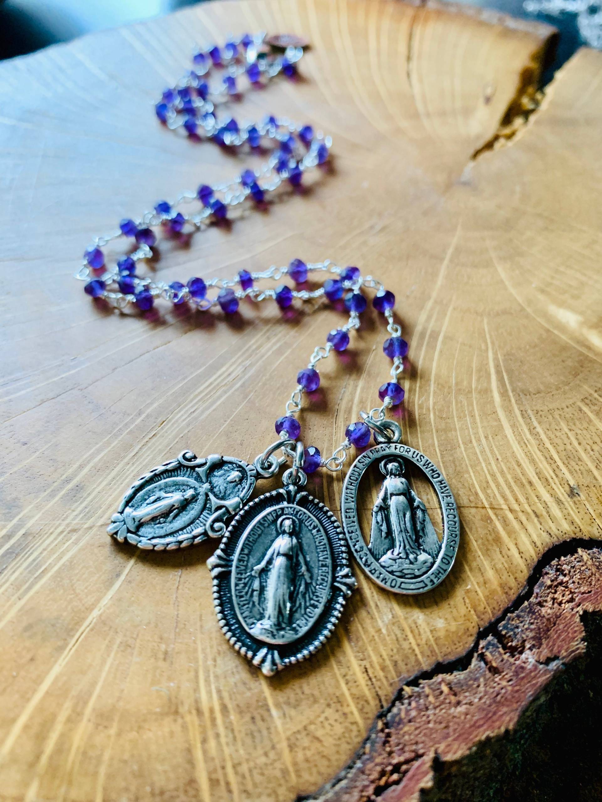 Religiöse Medaillen, Religiöse Halskette, Gebet Halskette Religiöse Medaillen, Religiöse Halskette, Gebet Halskette von AlisaMichelleDesigns