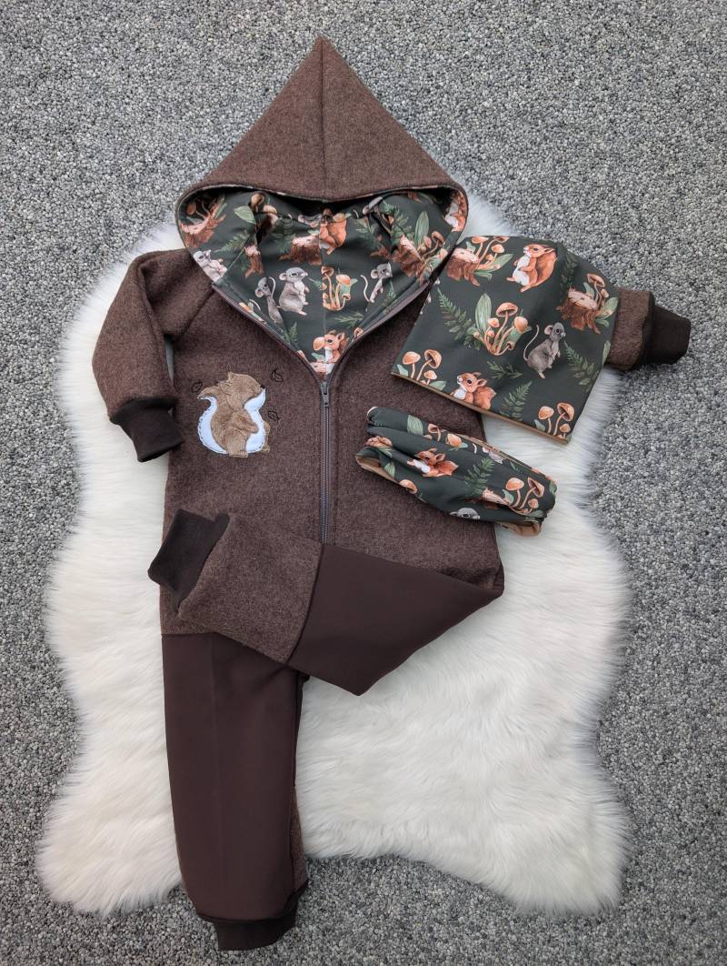 Wollwalkanzug/Overall Handmade Auf Wunsch Schurwolle, Waldtiere, Eichhörnchen, Stick, Braun Meliert, Softshellverstärkung von AlishasKlimperreich