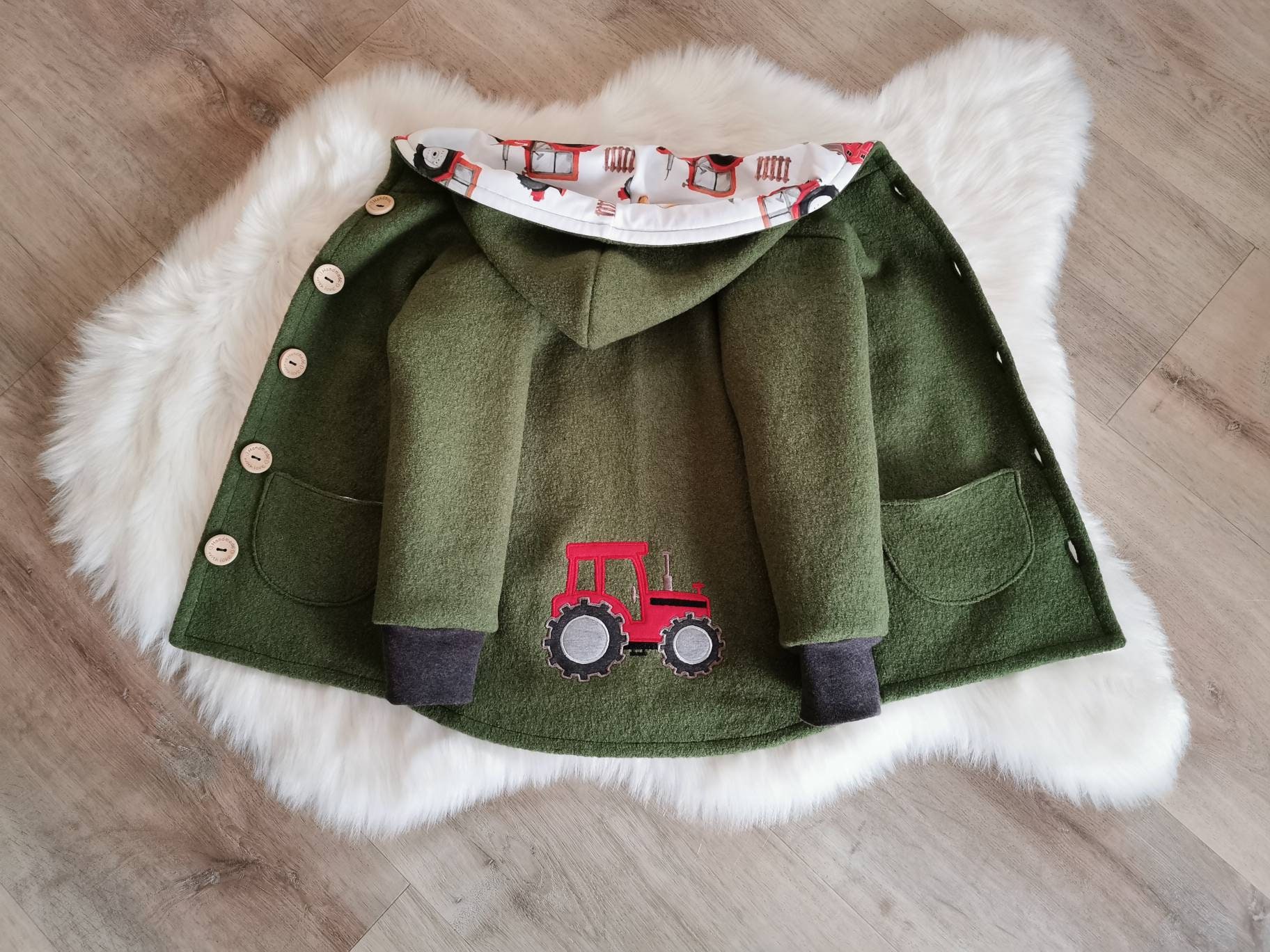 Wollwalkjacke Neu, Wollwalkmantel, Handmade Schurwolle, Traktor, Jägergrün, Kupfer, Stick von AlishasKlimperreich