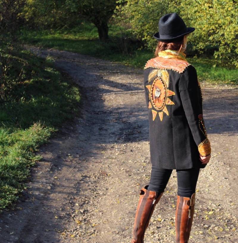 Boho Bestickter Gefilzter Mantel Schwarze Jacke Für Damen | Größe M von AlisoBay