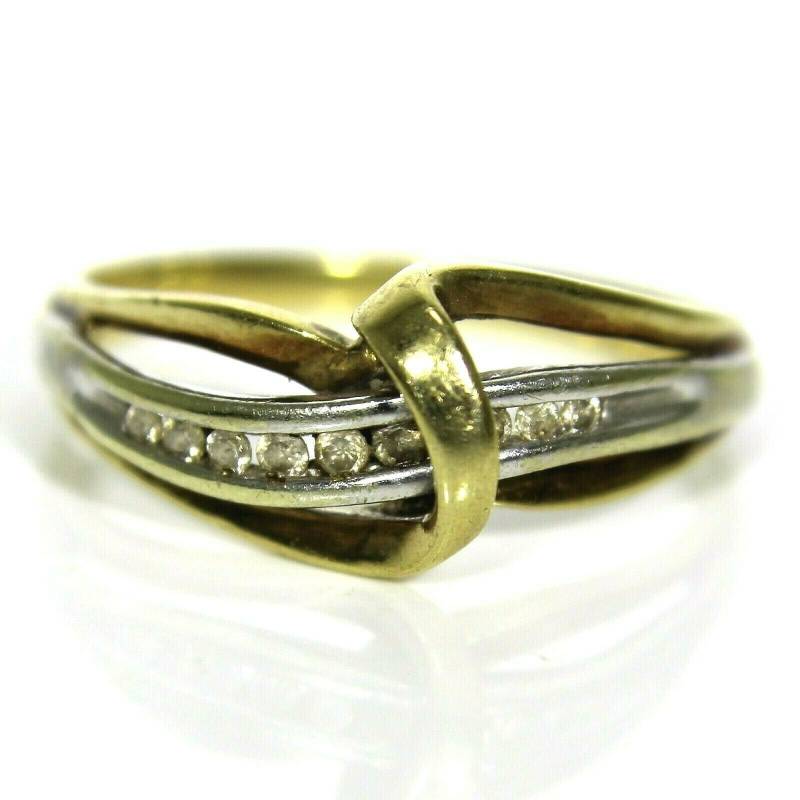 Hübsche 0, 10Ct Diamond Twist 9Ct Yellow Gold Ring Größe P ~ 7 3/4 von AlisonsVintageGems