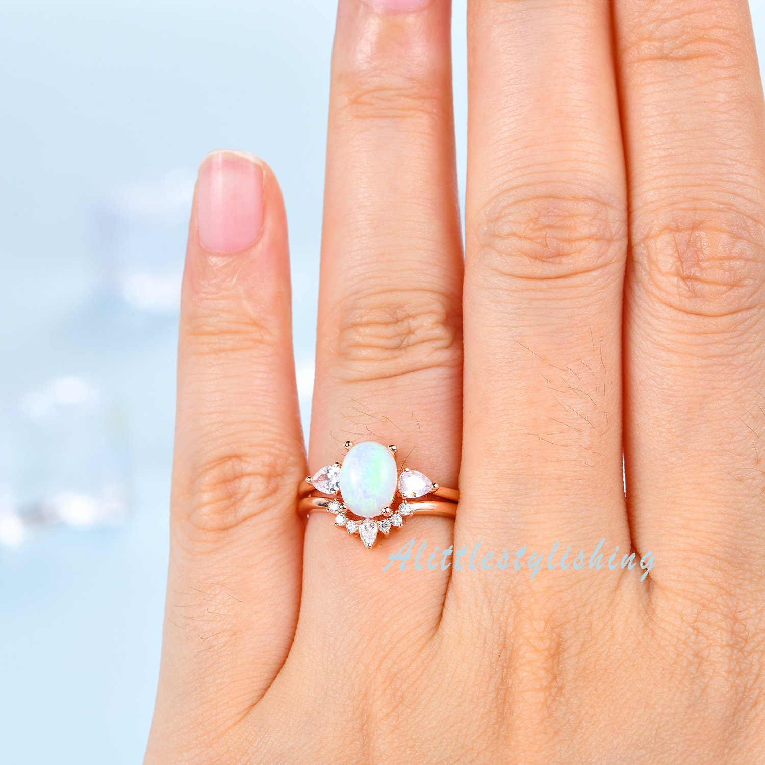 8x6mm Oval Opal Verlobungsring Set, Pear Form Moissanit Ehering Geschwungenes Ehering, Stapelringe, Frauen Versprechen Ring von Alittlestylishing