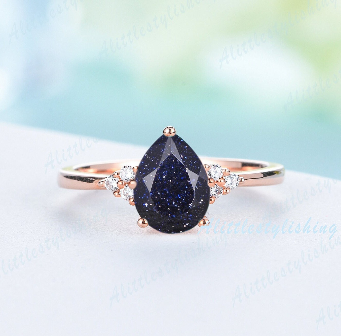 Art-Deco-Pear Cut Blauer Sandstein Verlobungsring Rose Gold Frau Versprechen Ring Moissanite Akzent Einzigartige Hochzeit Braut Jahrestag von Alittlestylishing