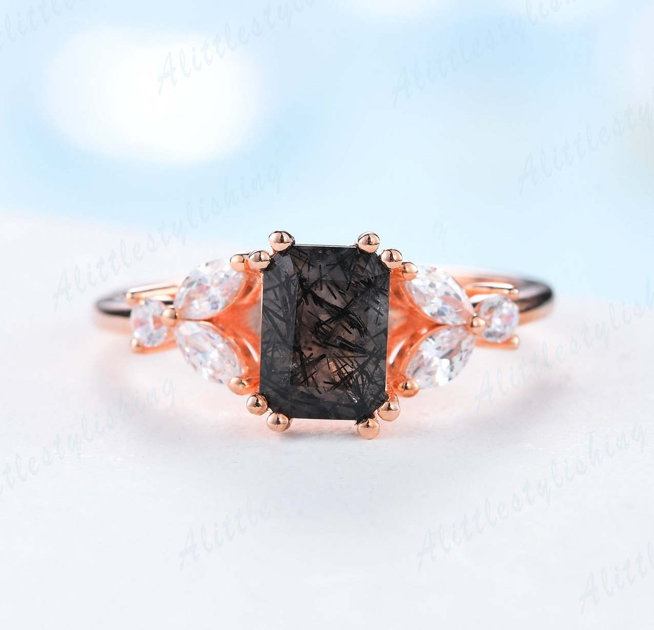 Black Quartz Cluster Smaragdschliff Schwarz Diamant Ring Vintage Floral Art Deco Rutilquarz Verlobungsring Frau Versprechen von Alittlestylishing