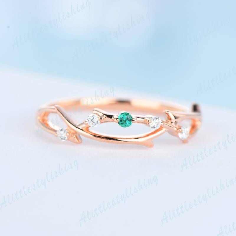 Einzigartige Smaragd Ehering 14K Rose Gold Unendlichkeitsring Vintage Zweig Hochzeitsband Rebe Hochzeitsring Moissanit Band Jubiläumsring Geschenk von Alittlestylishing