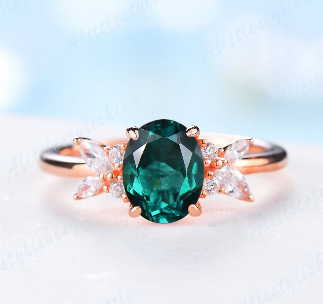 Grüner Smaragd Verlobungsring Oval Ring Vintage Moissanit Antike Ehering Versprechen Rosegold Einzigartiges Geschenk Grüner Smaragd Verlobungsring Oval Ring Vintage Moissanit Antike Ehering Versprechen Rosegold Einzigartiges Geschenk von Alittlestylishing