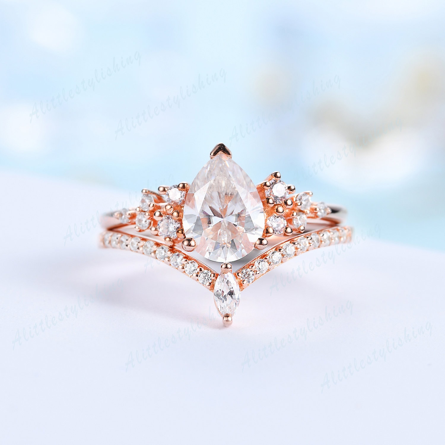 Vintage Moissanit Verlobungsringe Set Rosegold Für Frauen Tiara Band Stapelringe Hochzeit Braut Ringe von Alittlestylishing