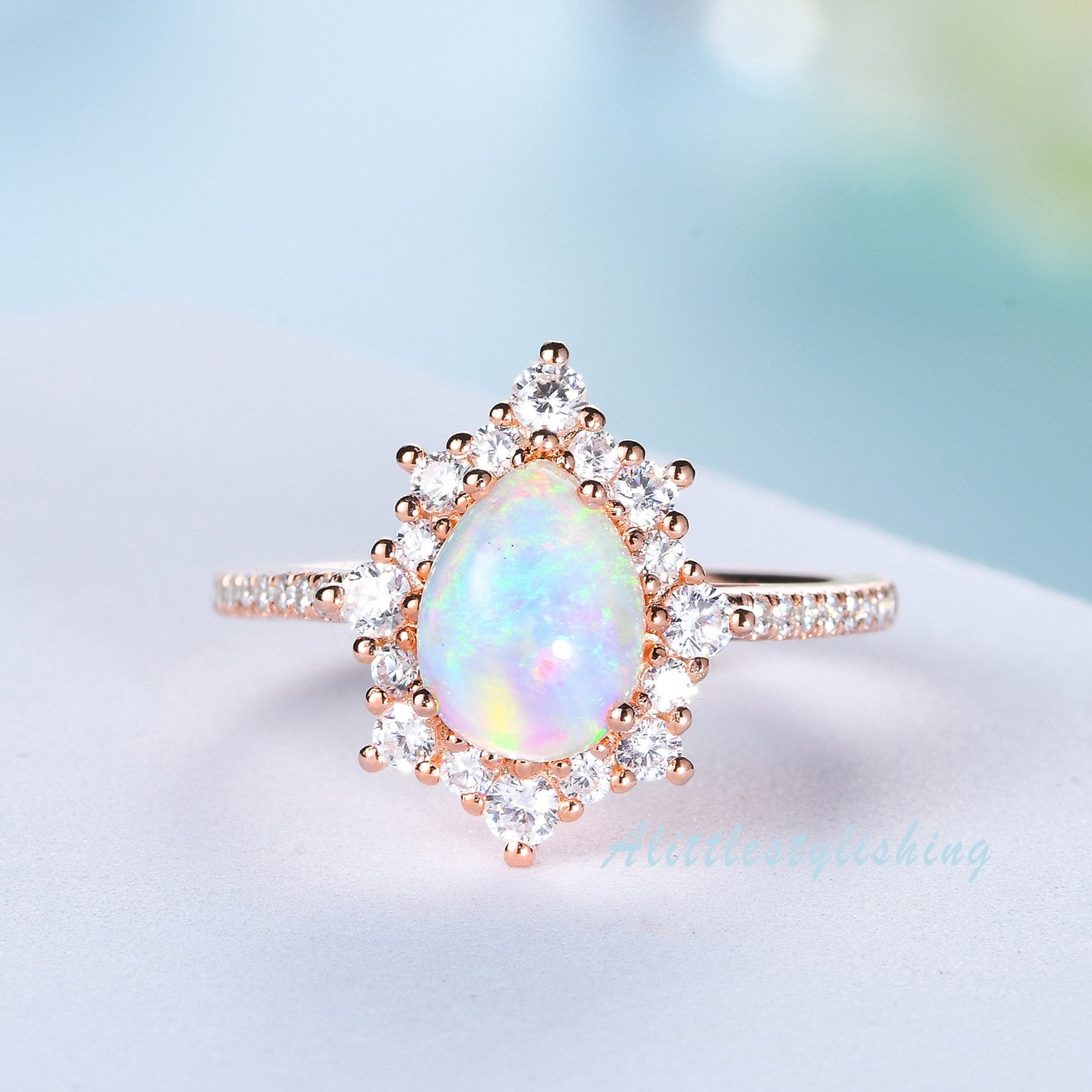 Vintage Opal Verlobungsring Rosegold Birne Form Ring Unikat Moissanit Cluster Halo Hochzeit Eternity Band Stapelring 14K von Alittlestylishing