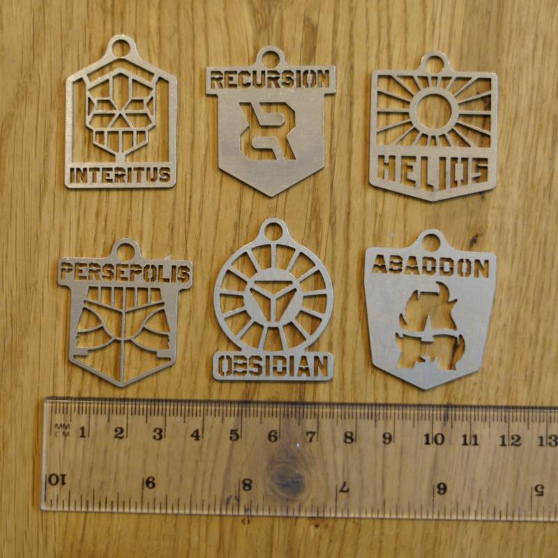 Anomaly Ingress Stahl Anhänger Badges Logo Interitus Helios Recursion Persepolis Obsidian Abaddon von AlkaliaSwag