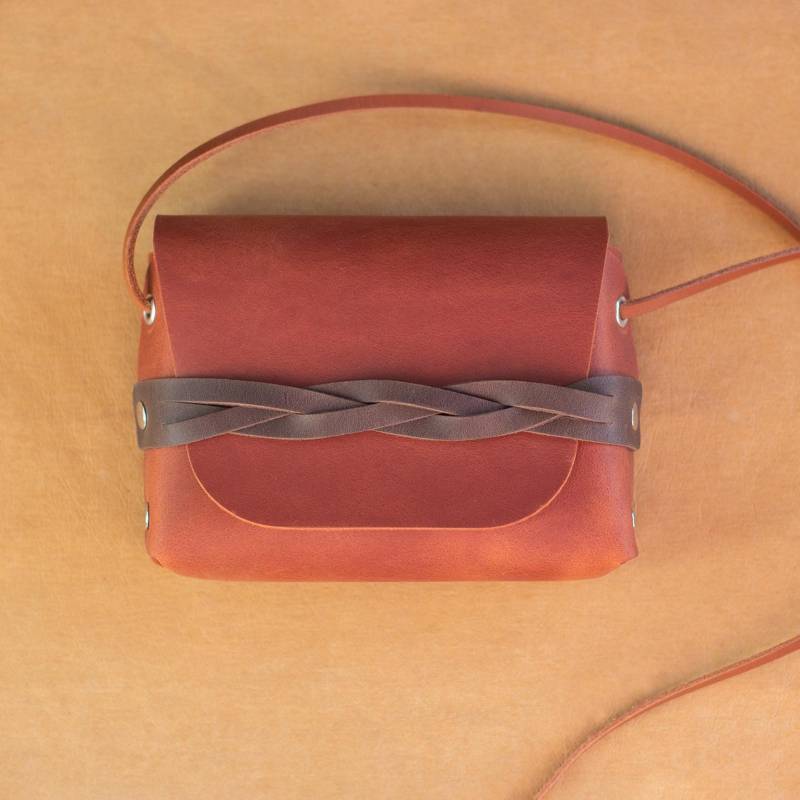 Kinder Geldbeutel Aus Leder - Mini Crossbody Bag Mit Verstellbarem Gurt Für Mädchen von AlkevichLeather