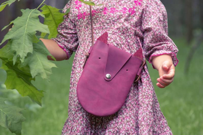 Handgefertigte Fuchs Ledertasche Kleinkind Crossbody Geldbörse von AlkevichLeather