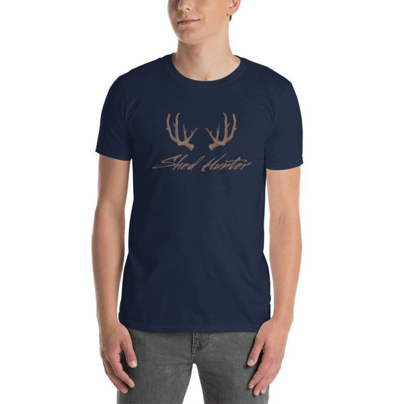 Hirschgeweih Jägerregal Jagd Kurzärmeliges Unisex T-Shirt von AllForLala