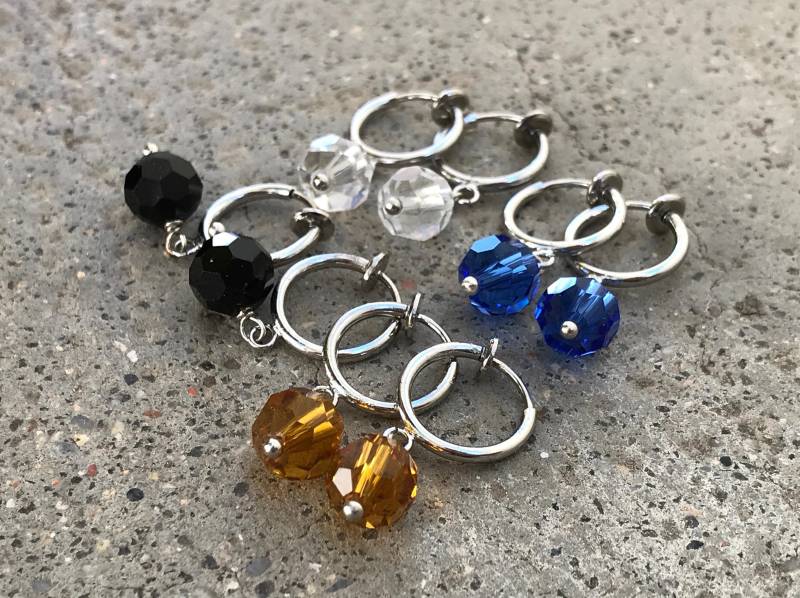 Ohrhänger Clips, Glasperle, Transparent, Schwarz, Blau, Gelb. Täglicher Schmuck. Bequeme Clips Ohrhänger Clips, Glasperle, Transparent, Schwarz, Blau, Gelb. Täglicher Schmuck. Bequeme Clips von AllMyLadies
