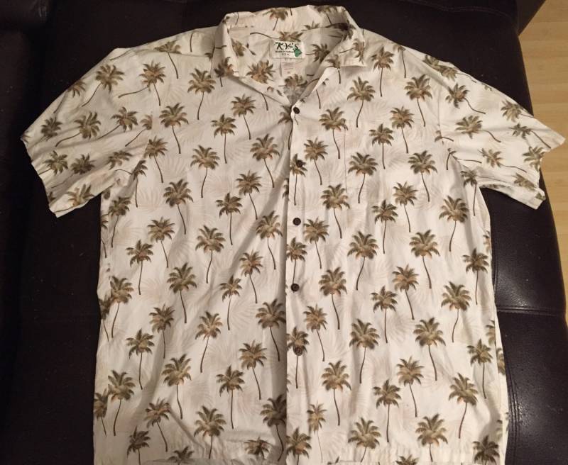 Ky's Made in Hawaii Herren Xl Vintage 80Er Palme Hawaiian Button Down Shirt von AllPurposeVintage