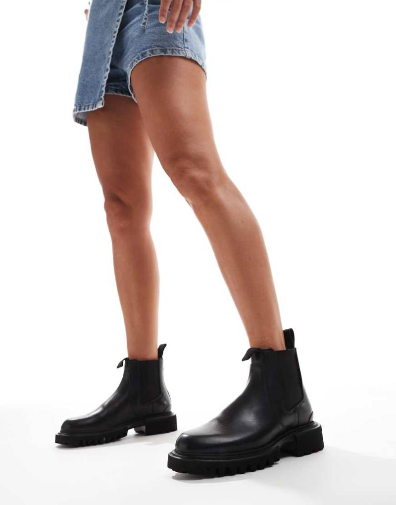 AllSaints - Ada - Chelsea-Stiefel aus Leder in Schwarz von AllSaints