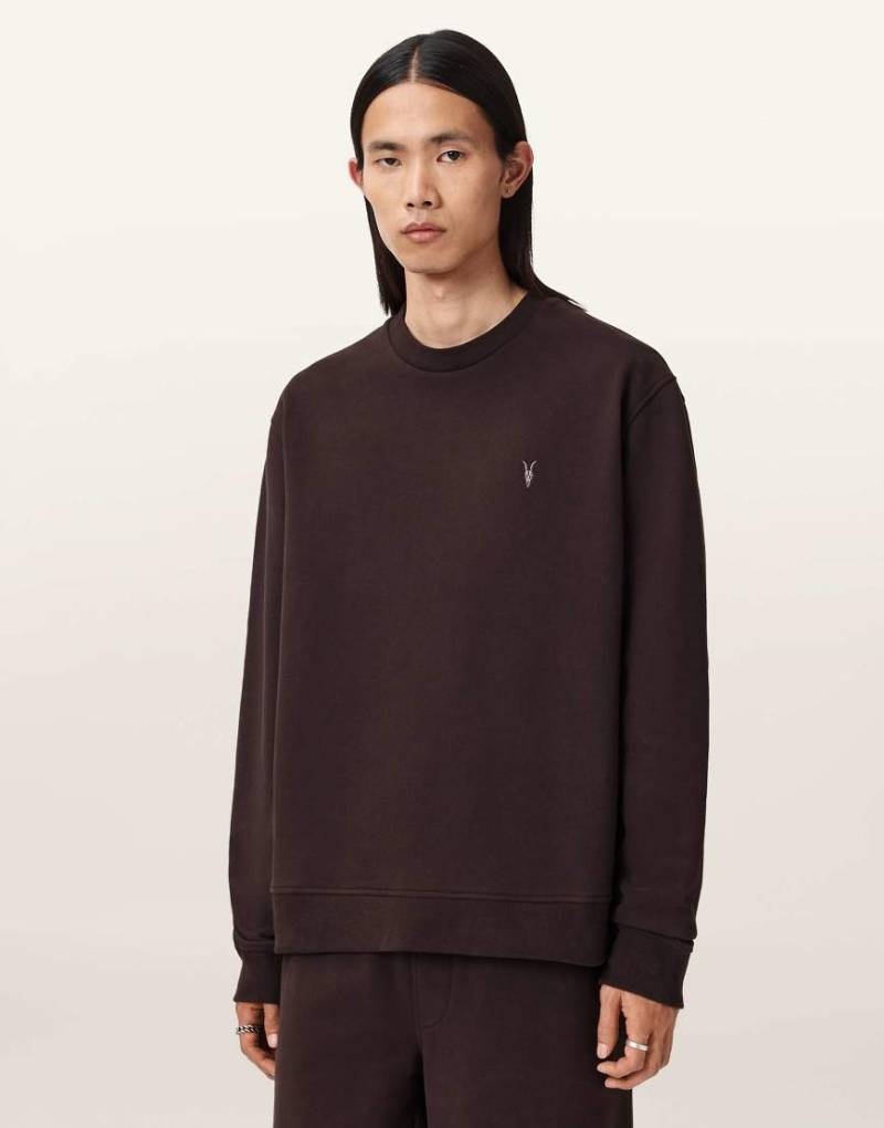 AllSaints - Asher - Sweatshirt in Pflaumenbraun mit Rundhalsausschnitt-Brown AllSaints - Asher - Sweatshirt in Pflaumenbraun mit Rundhalsausschnitt-Brown von AllSaints