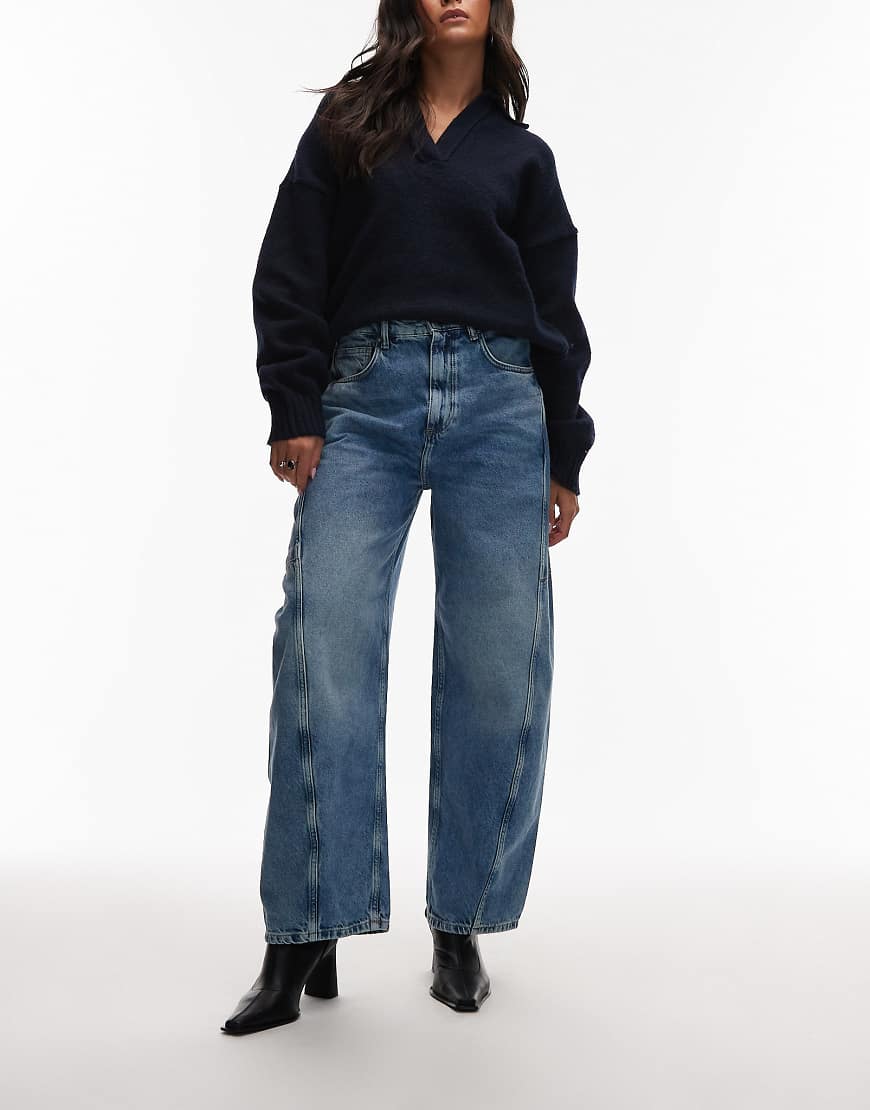 AllSaints - Carter - Barrel-Jeans in Indigoblau AllSaints - Carter - Barrel-Jeans in Indigoblau von AllSaints