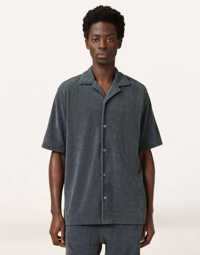 AllSaints - Felix - Kurzärmliges Hemd in Pitched-Blau von AllSaints