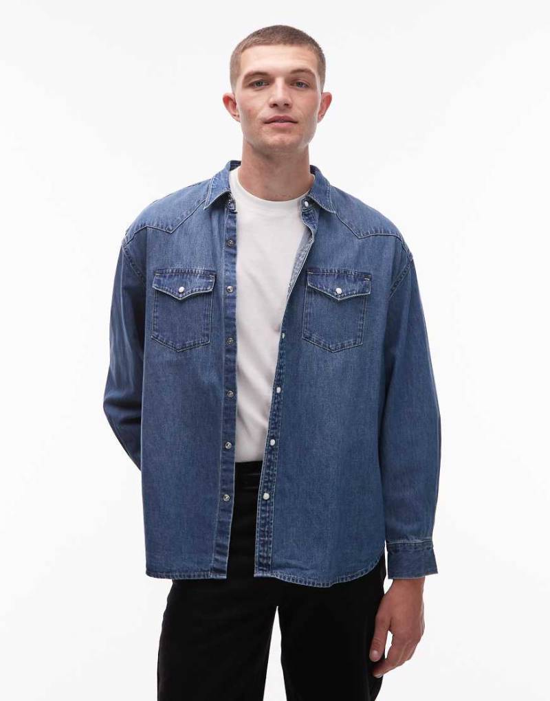 AllSaints - Fenton - Jeanshemd in heller Waschung-Blau von AllSaints