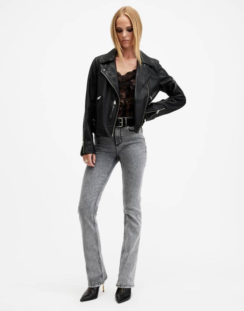 AllSaints - Haldan - Schmale Bootcut-Jeans in Grau von AllSaints