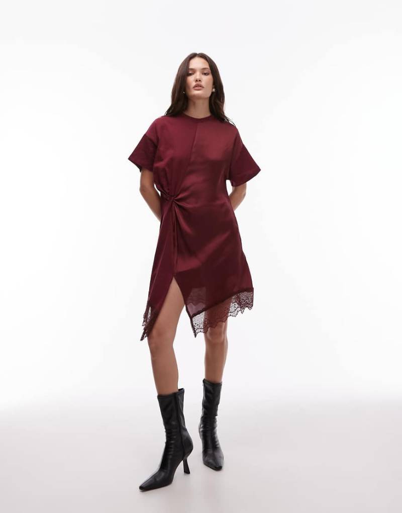 AllSaints - Lana - Kleid aus Spitze in Rot von AllSaints