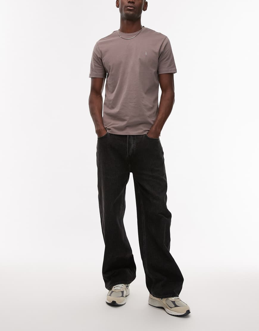 AllSaints - Lenny - Weit geschnittene Jeans in verwaschenem Schwarz von AllSaints