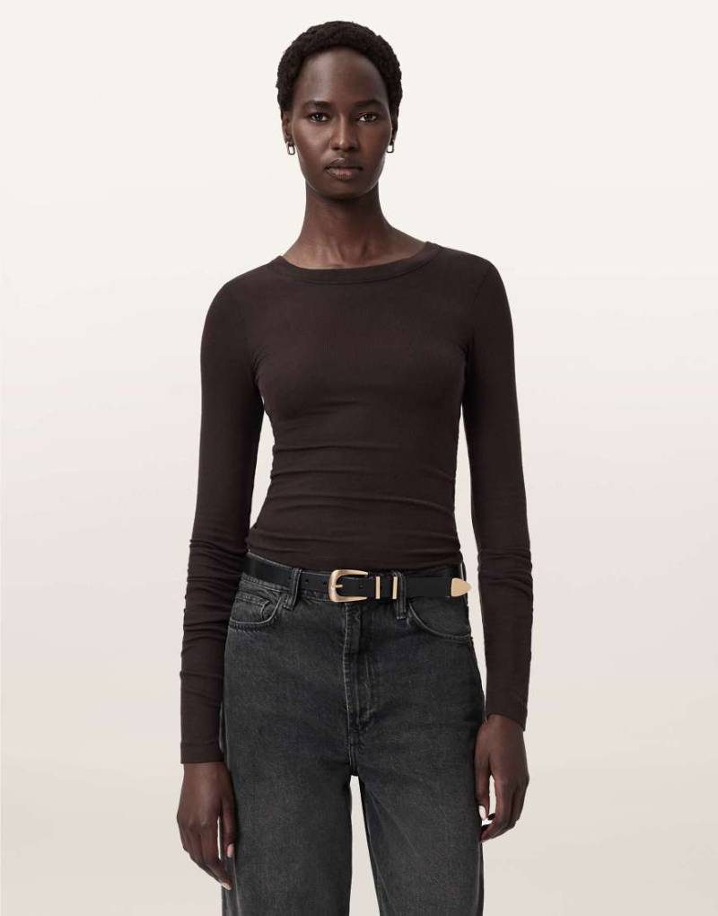 AllSaints - Rina - Langärmliges Oberteil in Torte-Braun mit Rundhalsausschnitt-Brown von AllSaints