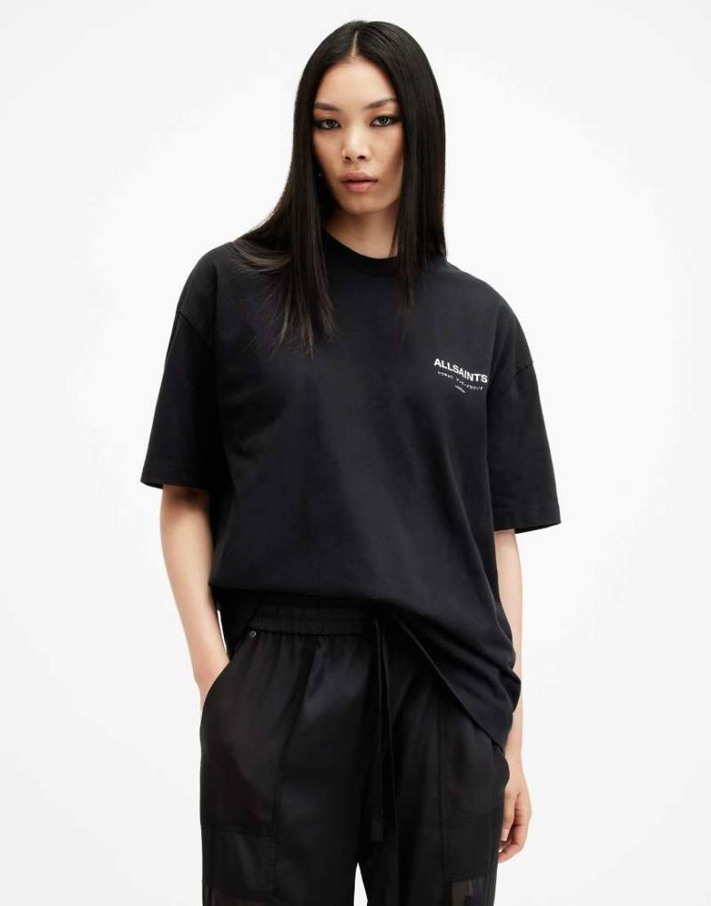 AllSaints - Underground - Kurzärmliges T-Shirt in Tiefschwarz mit Rundhalsausschnitt von AllSaints